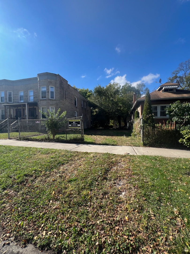 7636 S Normal Avenue, Chicago, IL 60620