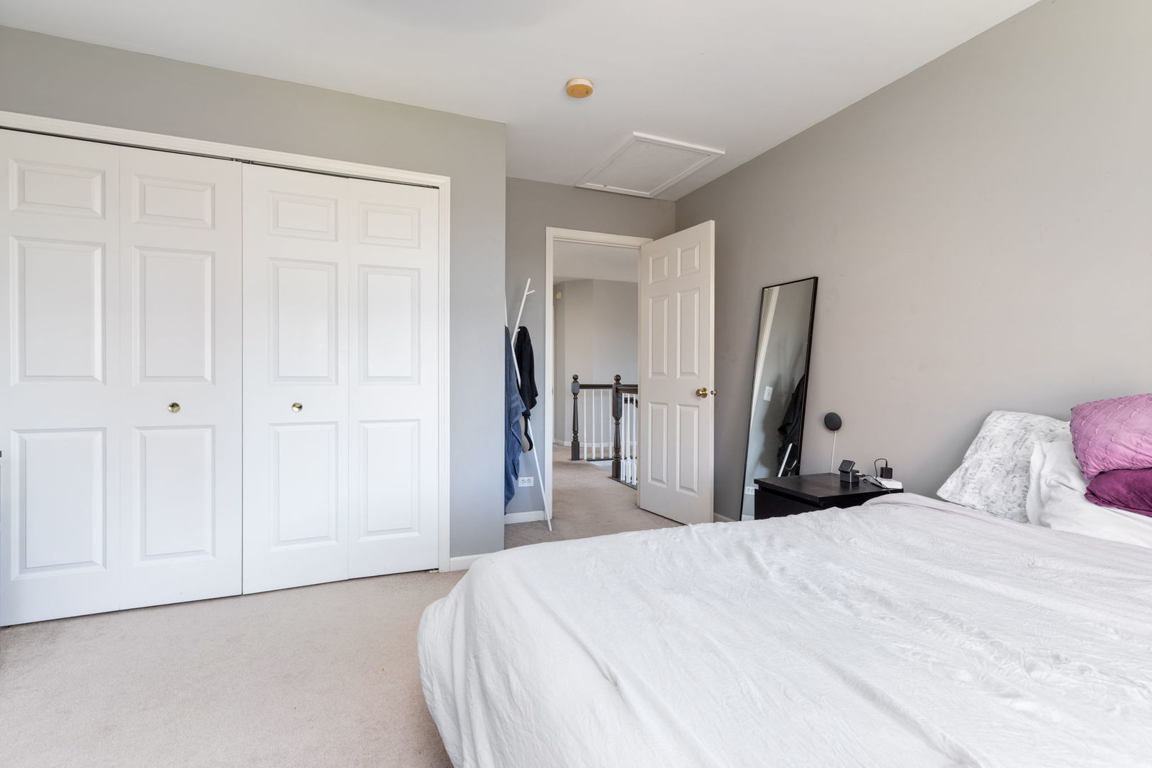 9 Lake Plumleigh Court, Algonquin, IL 60102