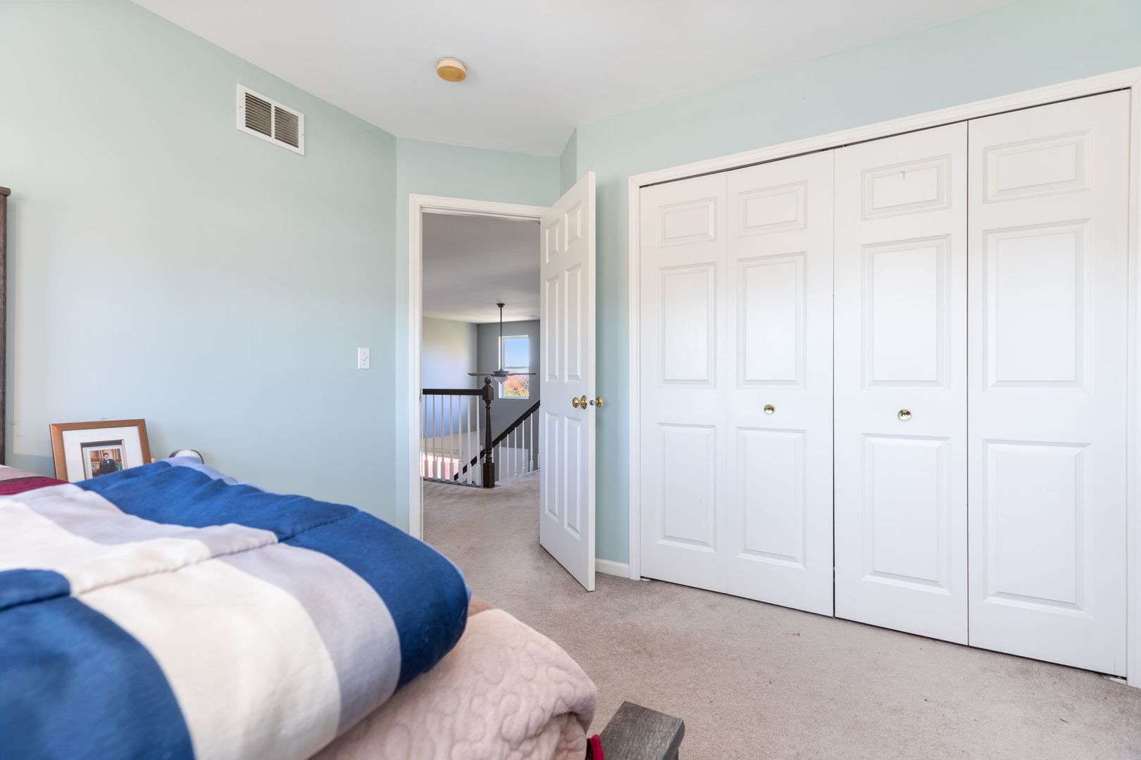 9 Lake Plumleigh Court, Algonquin, IL 60102