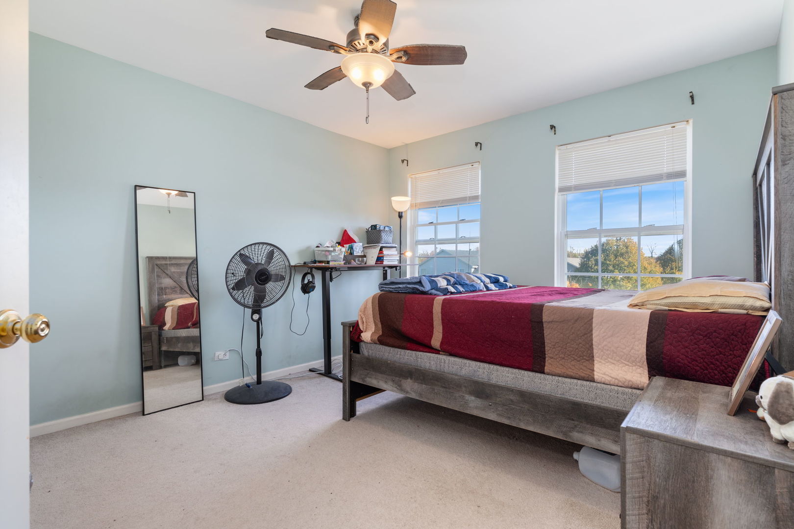 9 Lake Plumleigh Court, Algonquin, IL 60102