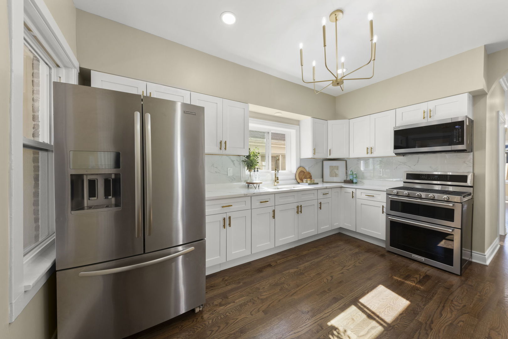 1335 Wesley Avenue, Berwyn, IL 60402