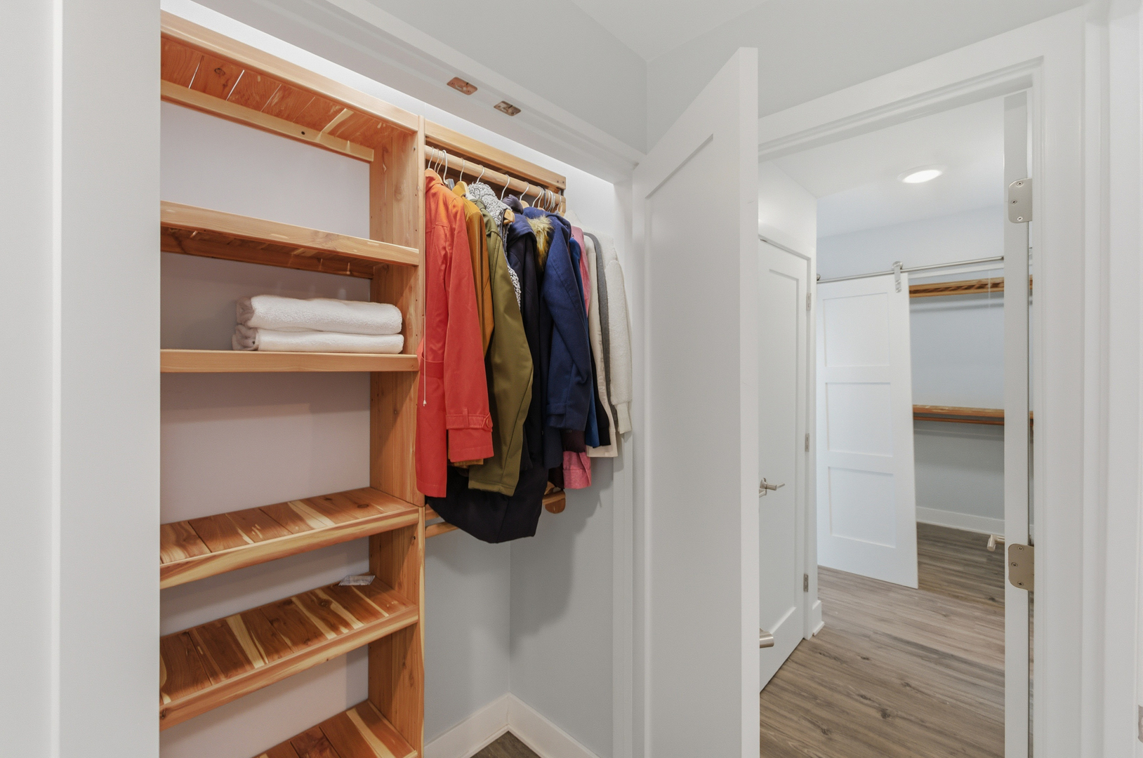 525 W HAWTHORNE Place #1104, Chicago, IL 60657