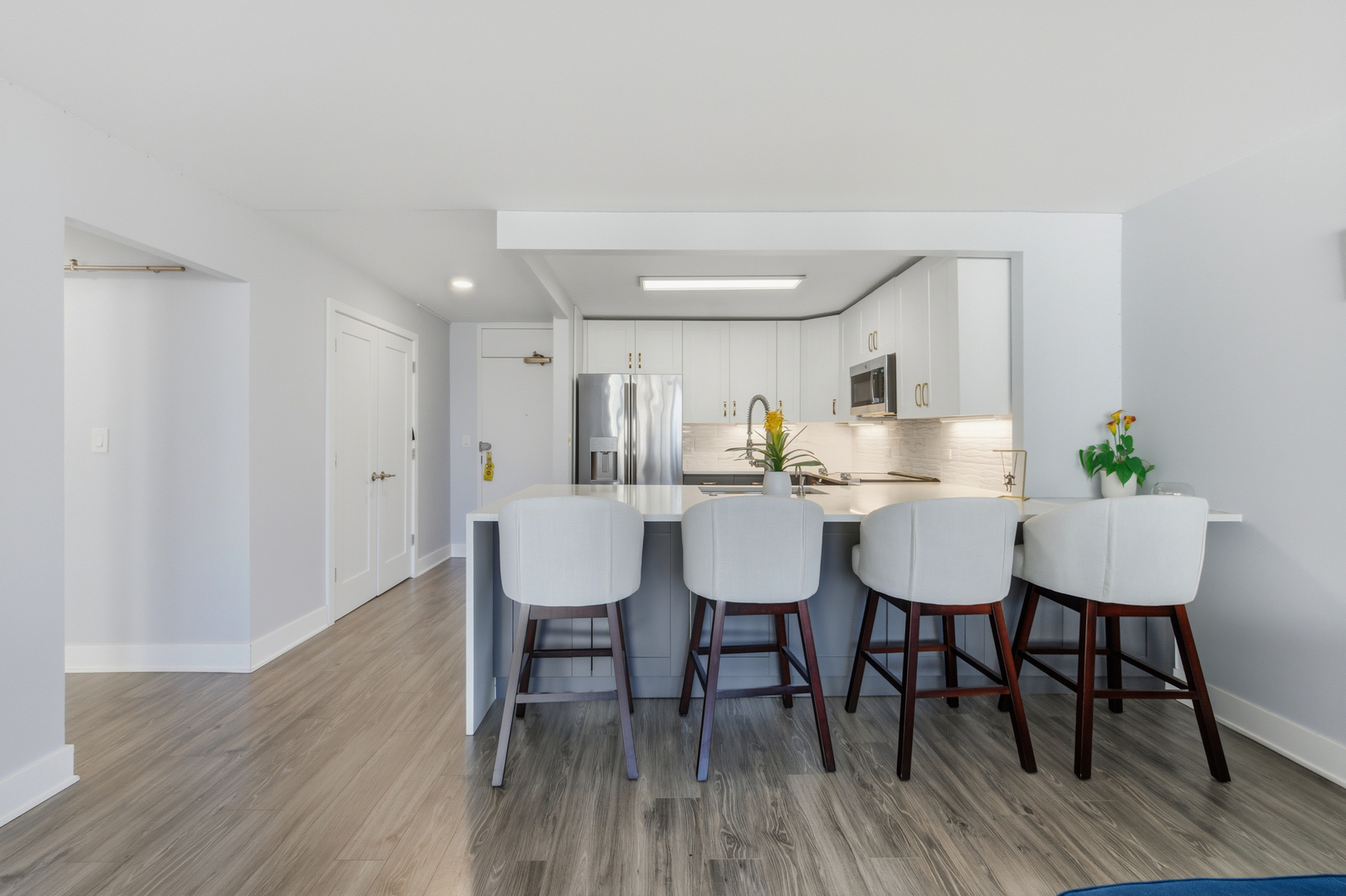 525 W HAWTHORNE Place #1104, Chicago, IL 60657