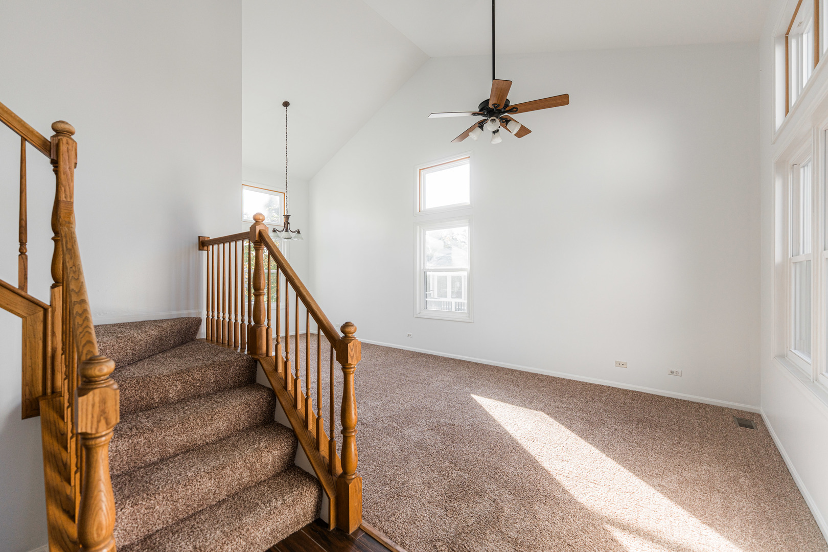 274 Biscayne Street, Bloomingdale, IL 60108