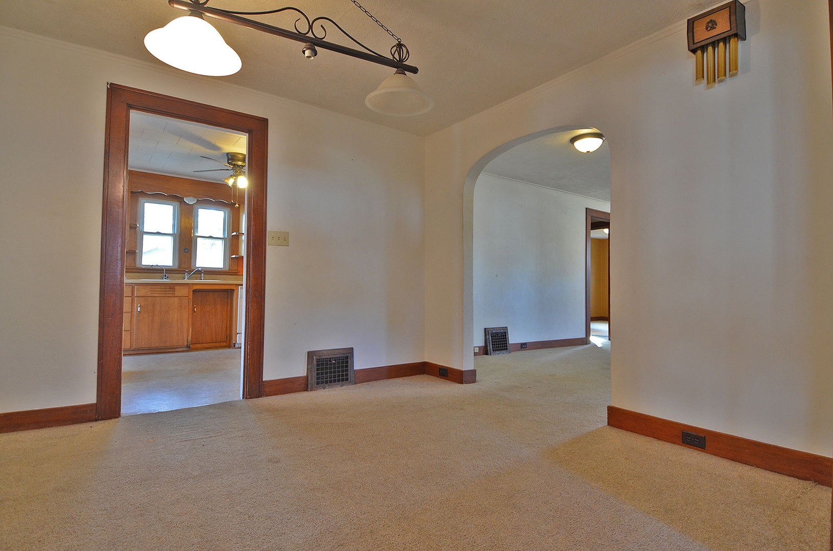 2550 N State Route 23 Highway, Ottawa, IL 61350