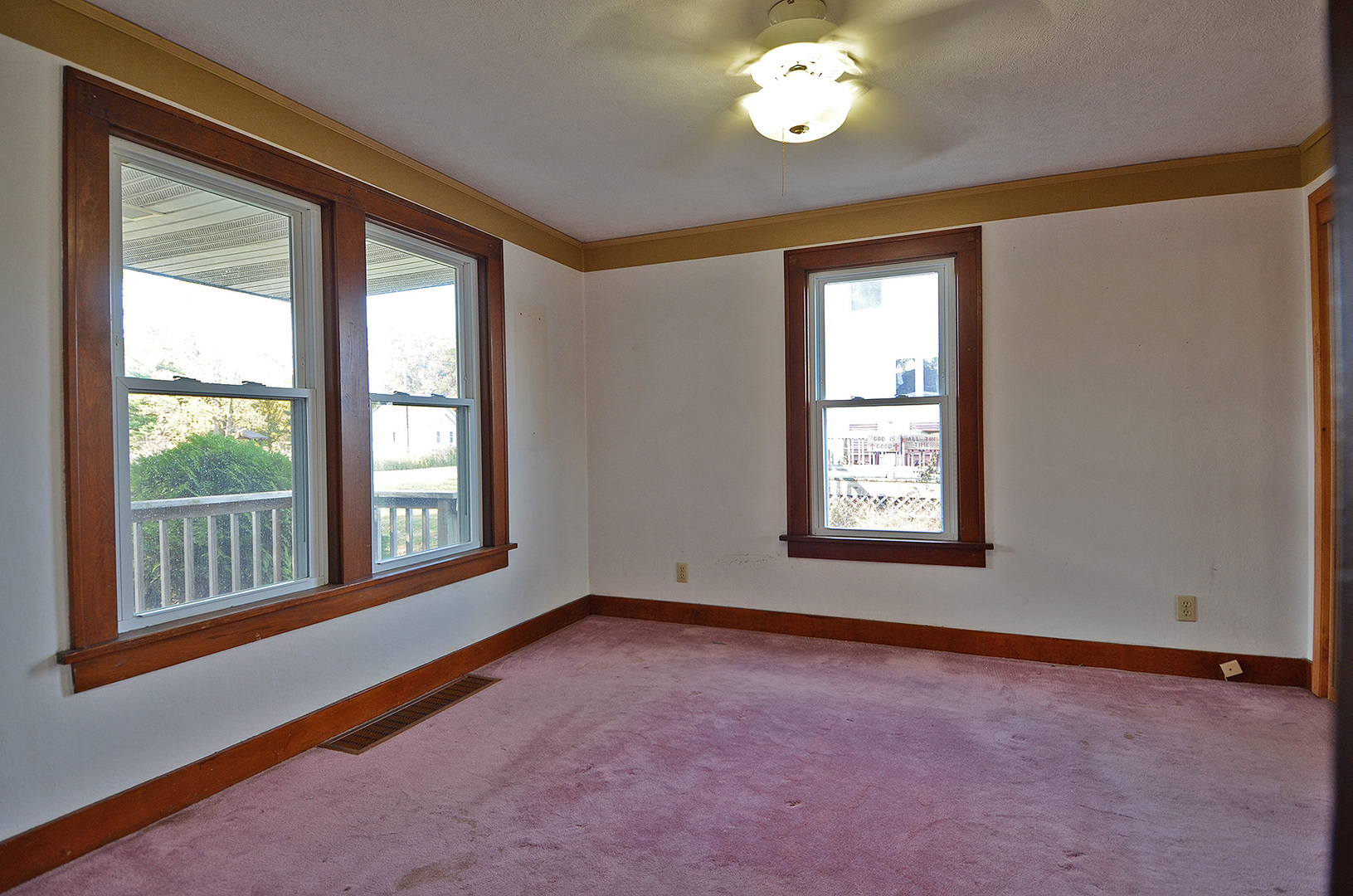 2550 N State Route 23 Highway, Ottawa, IL 61350