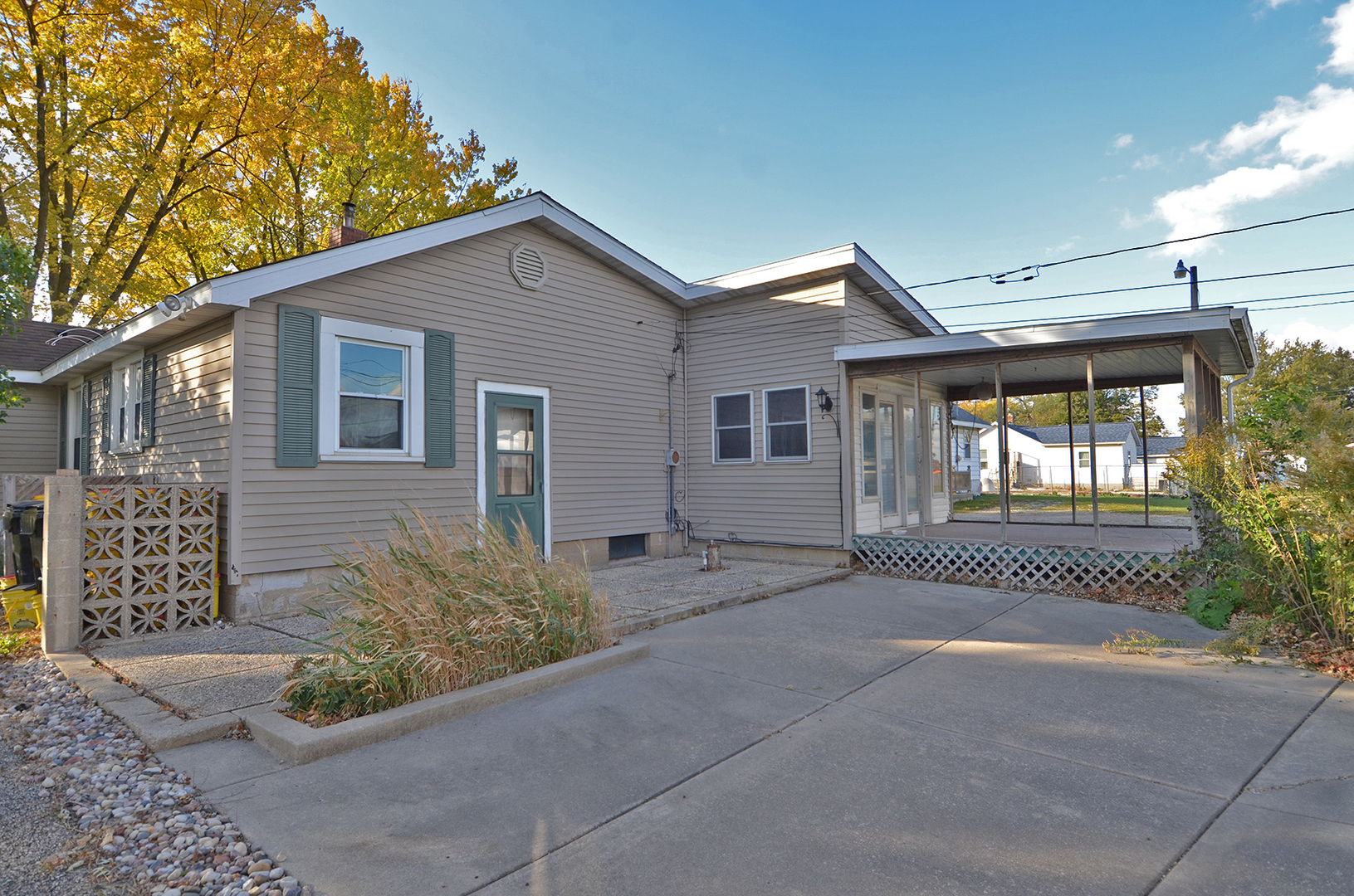 2550 N State Route 23 Highway, Ottawa, IL 61350