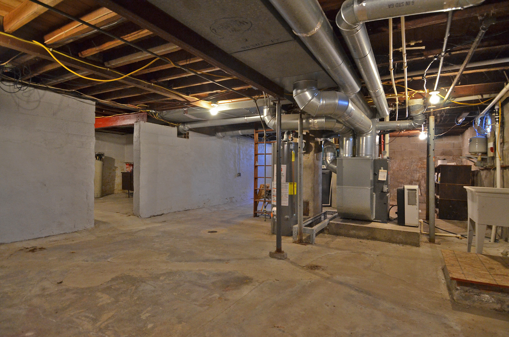 2550 N State Route 23 Highway, Ottawa, IL 61350