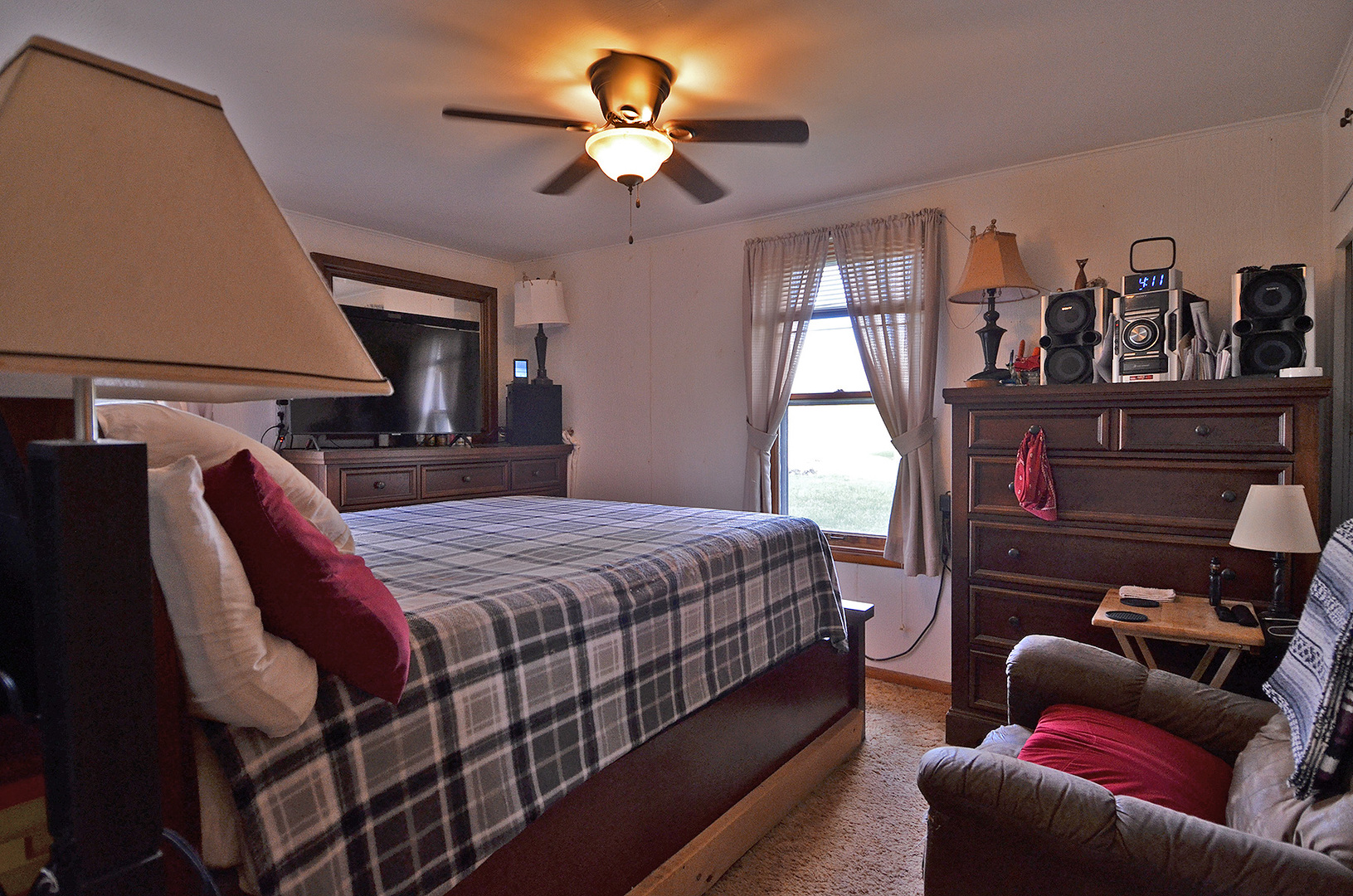 2550 N State Route 23 Highway, Ottawa, IL 61350