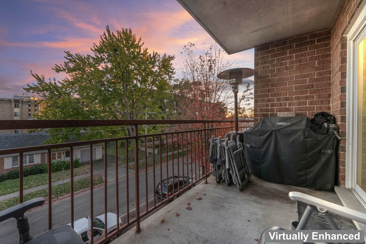 501 Alles Street #302a, Des Plaines, IL 60016