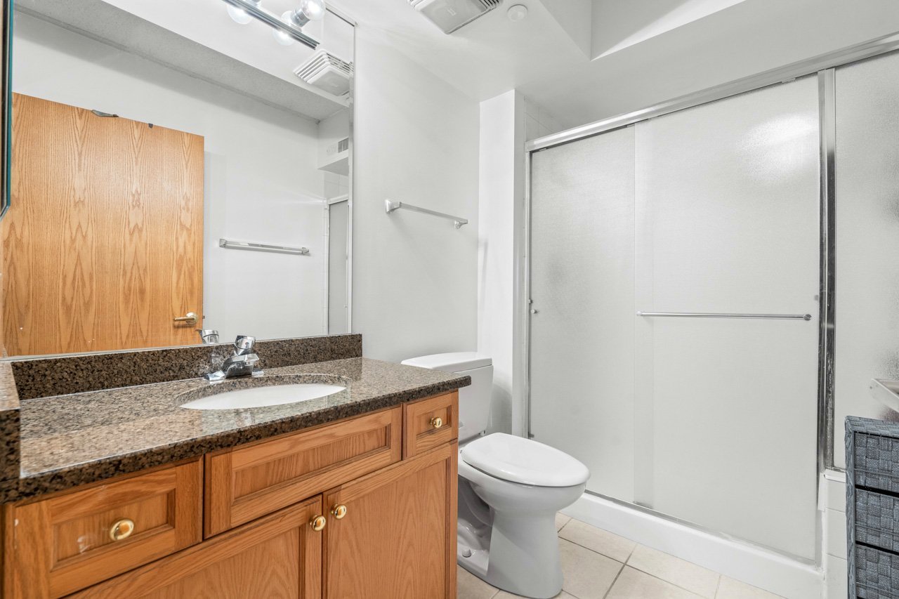 501 Alles Street #302a, Des Plaines, IL 60016