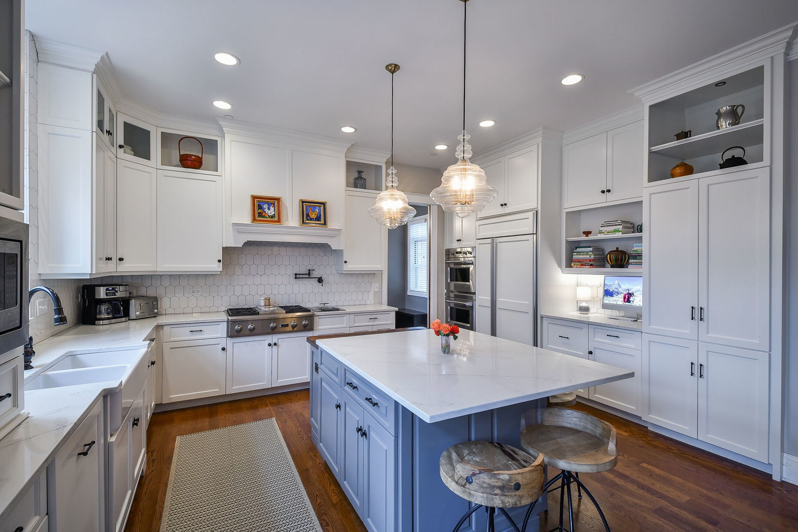 453 Anthony Street, Glen Ellyn, IL 60137