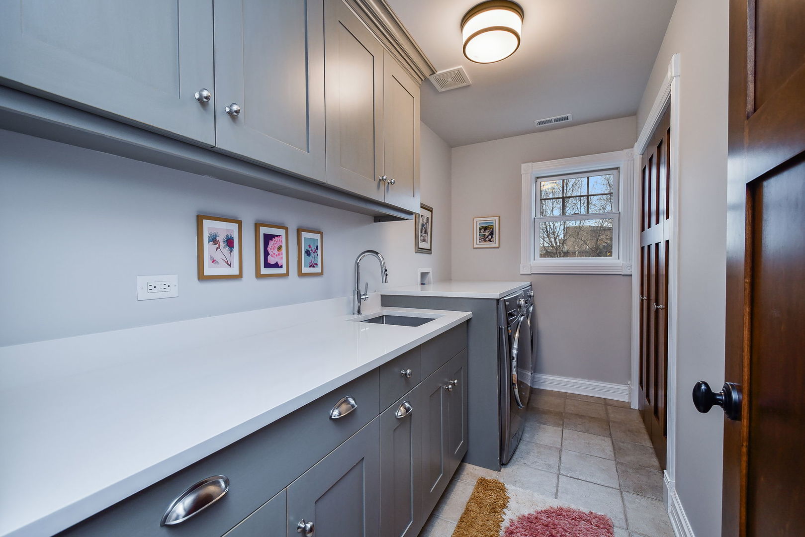 453 Anthony Street, Glen Ellyn, IL 60137