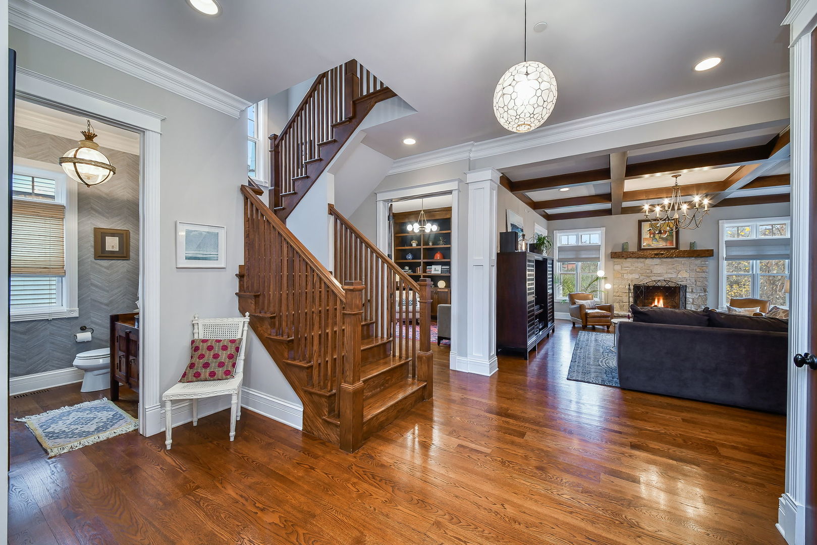 453 Anthony Street, Glen Ellyn, IL 60137