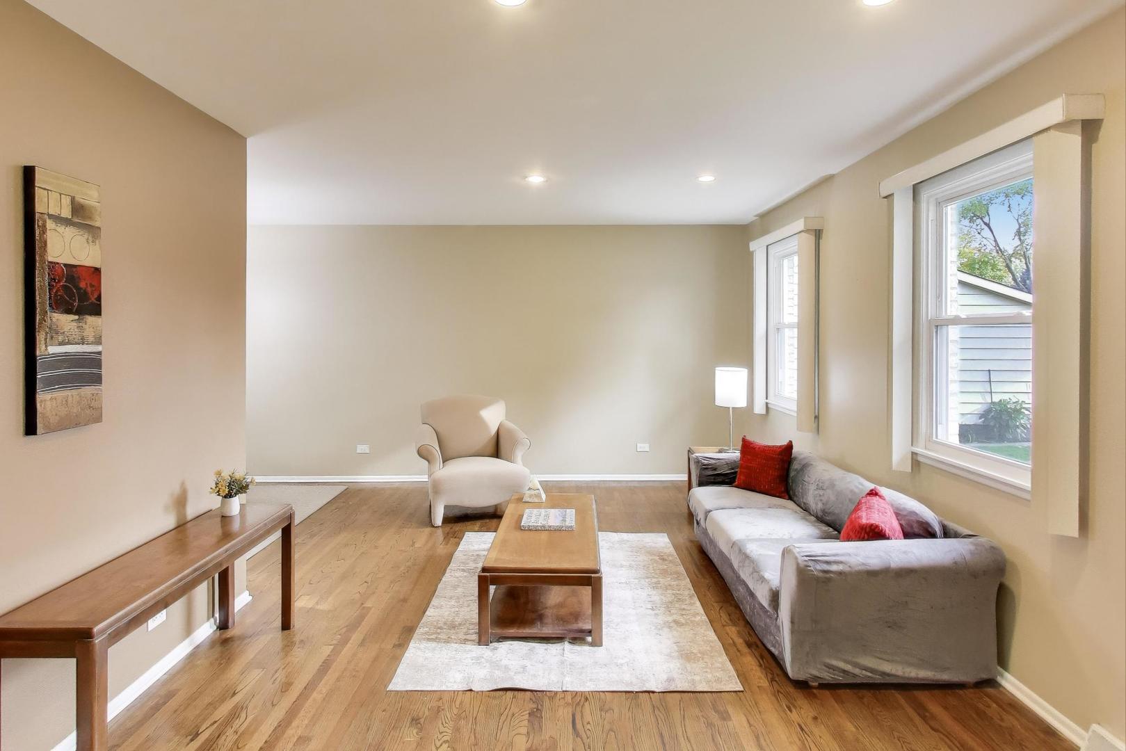 314 Anthony Road, Buffalo Grove, IL 60089