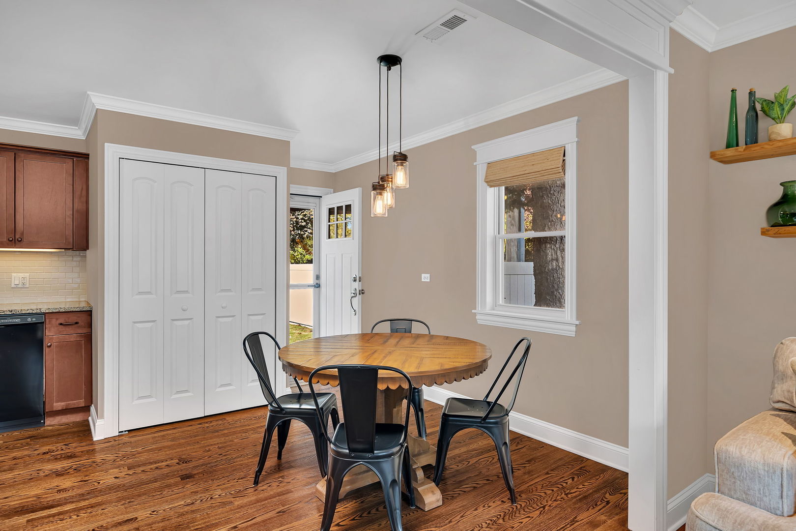 9600 S 51st Avenue, Oak Lawn, IL 60453