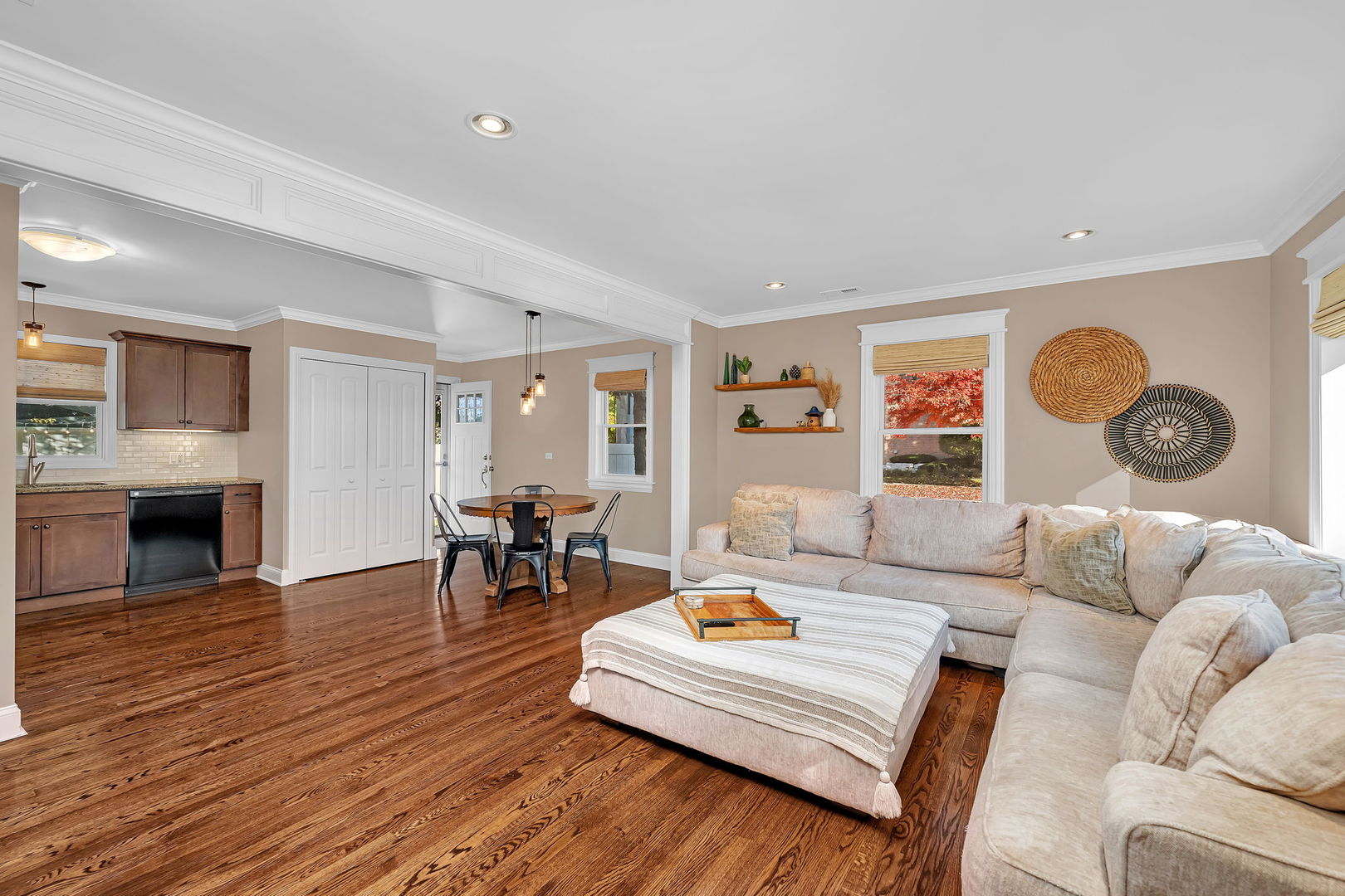 9600 S 51st Avenue, Oak Lawn, IL 60453