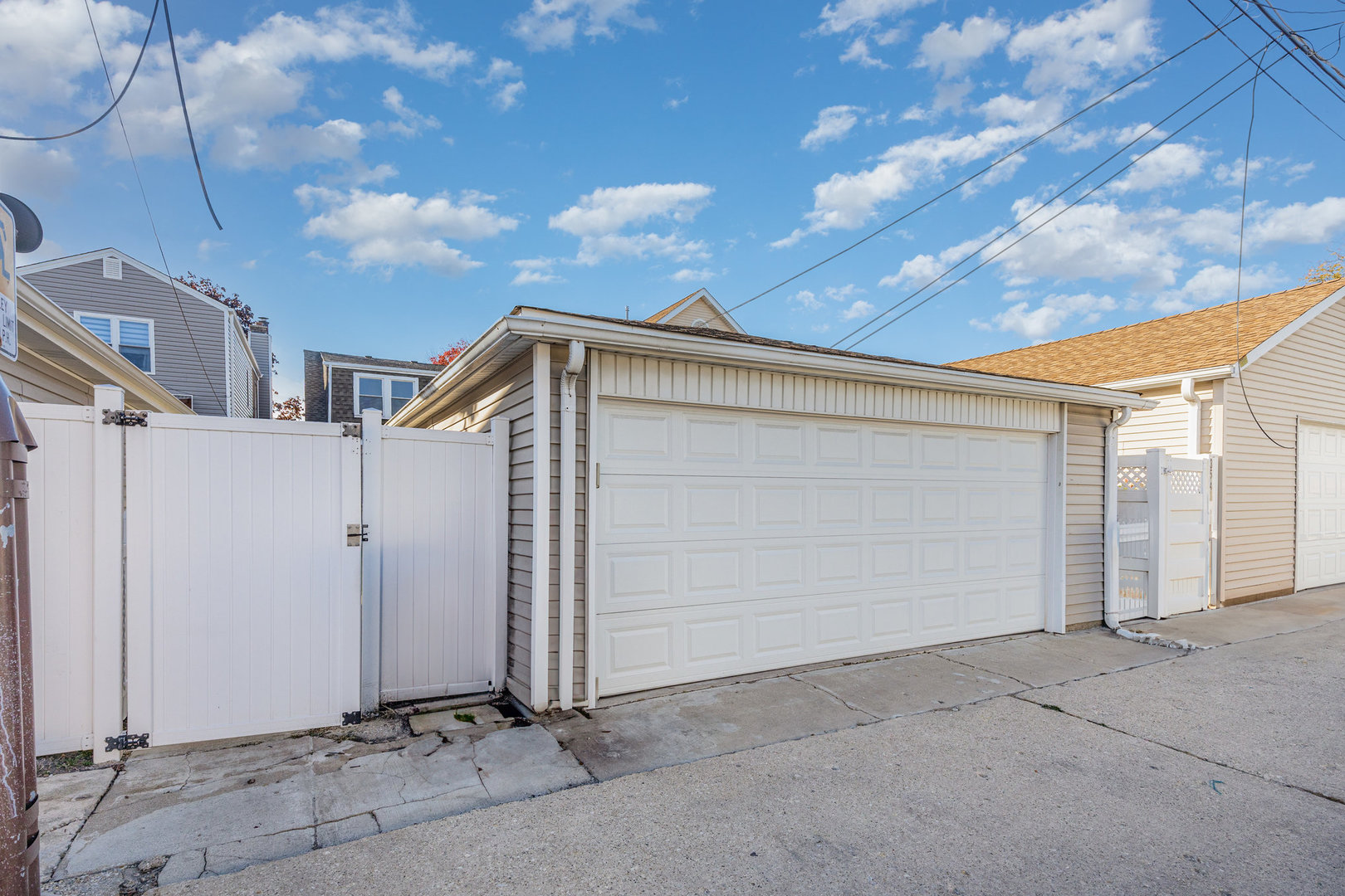 3541 N Rutherford Avenue, Chicago, IL 60634