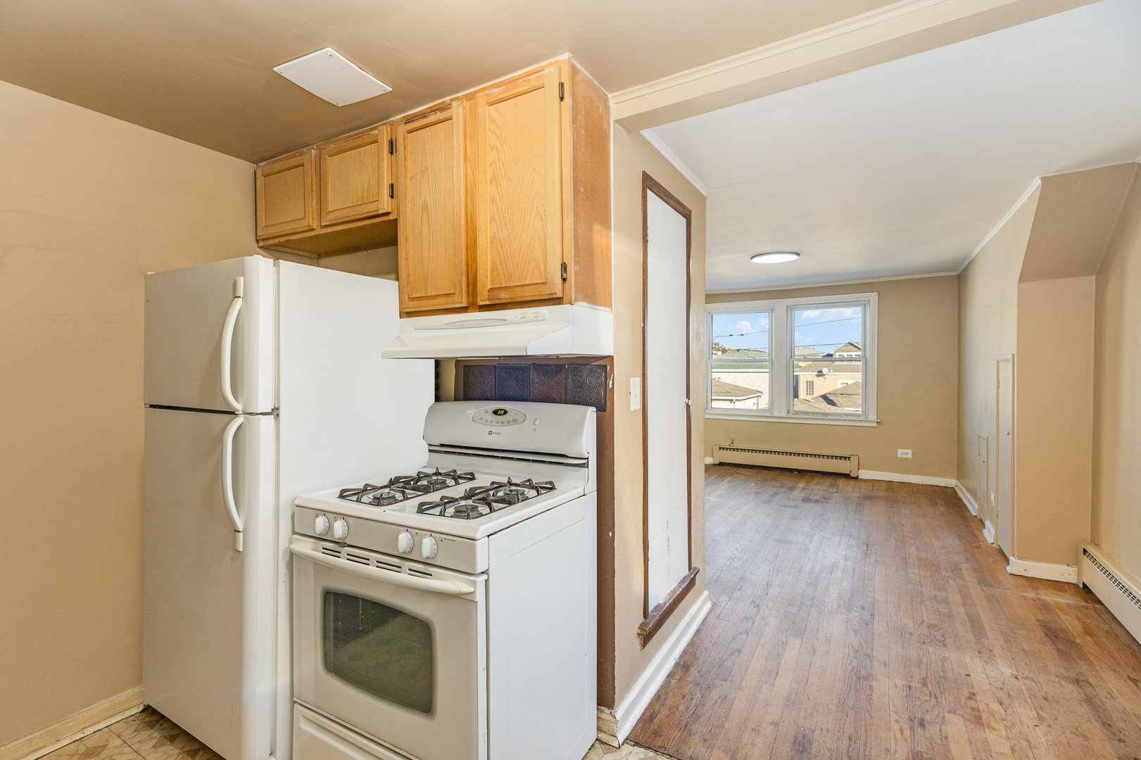 3541 N Rutherford Avenue, Chicago, IL 60634