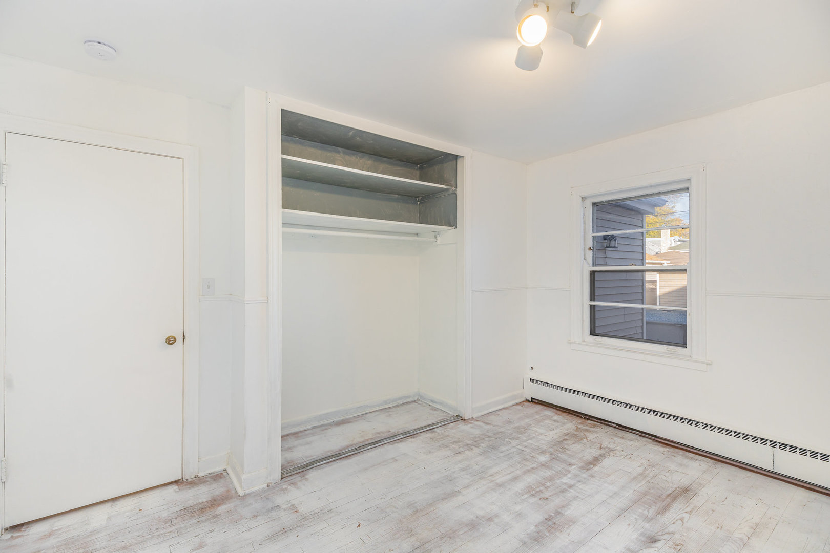 3541 N Rutherford Avenue, Chicago, IL 60634