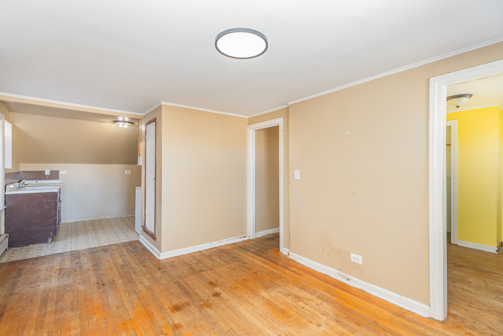 3541 N Rutherford Avenue, Chicago, IL 60634