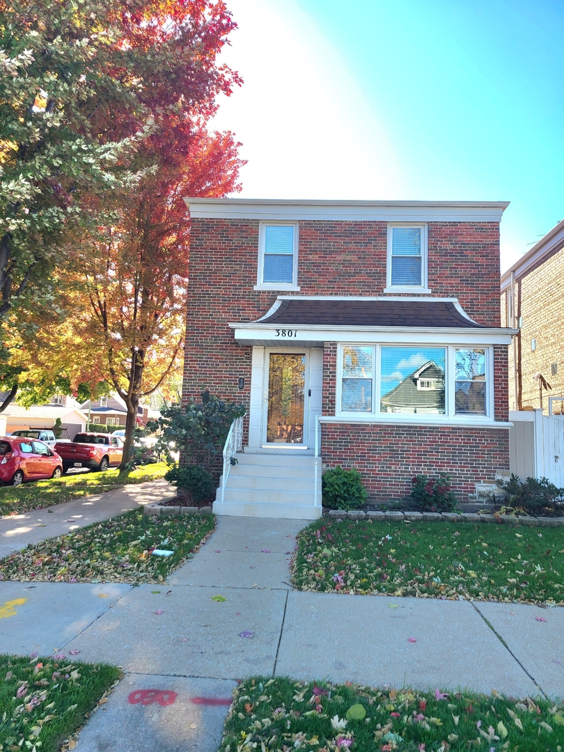 3801 W 63rd Place, Chicago, IL 60629