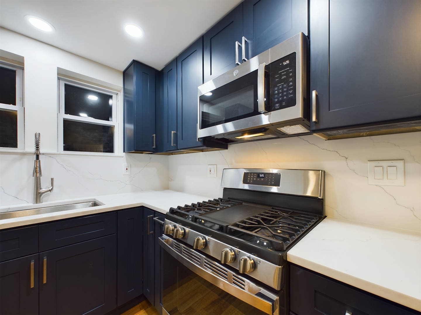 9625 S Merton Avenue, Oak Lawn, IL 60453