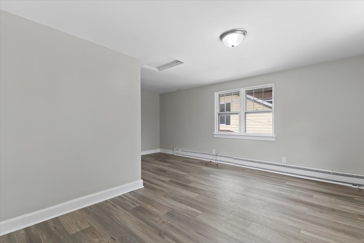 2409 Gilboa Avenue, Zion, IL 60099