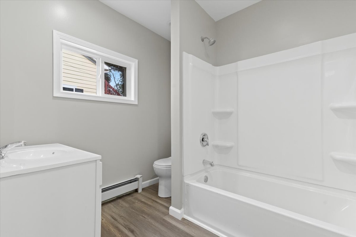 2409 Gilboa Avenue, Zion, IL 60099