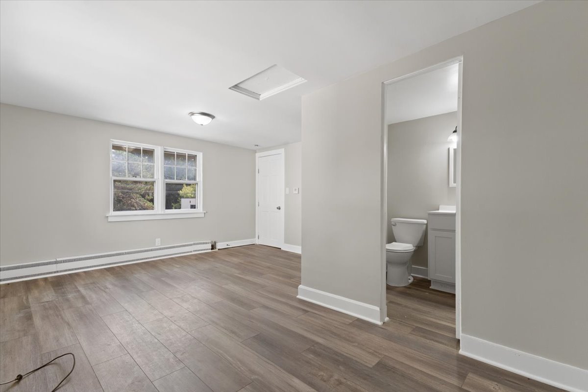 2409 Gilboa Avenue, Zion, IL 60099