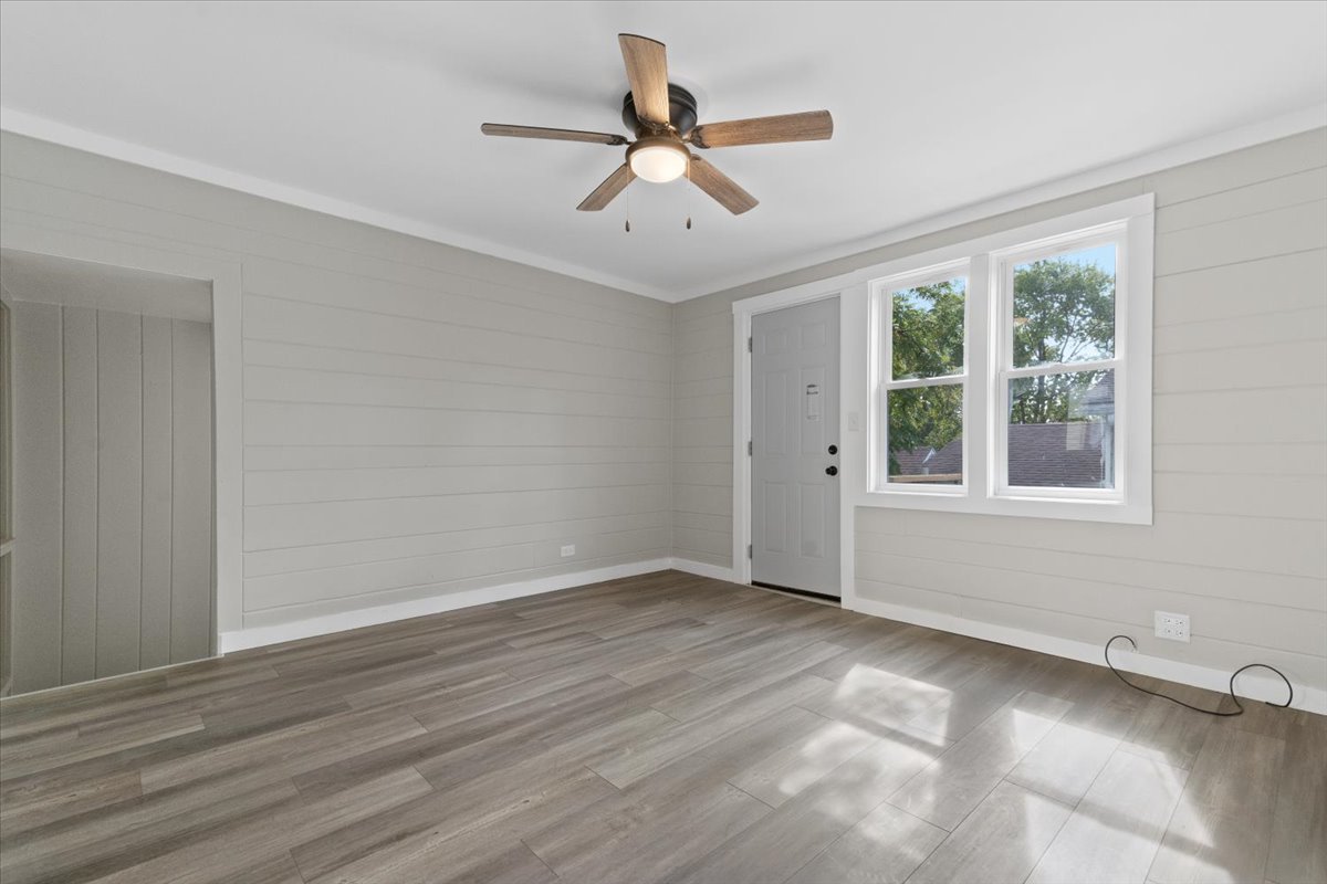 2409 Gilboa Avenue, Zion, IL 60099