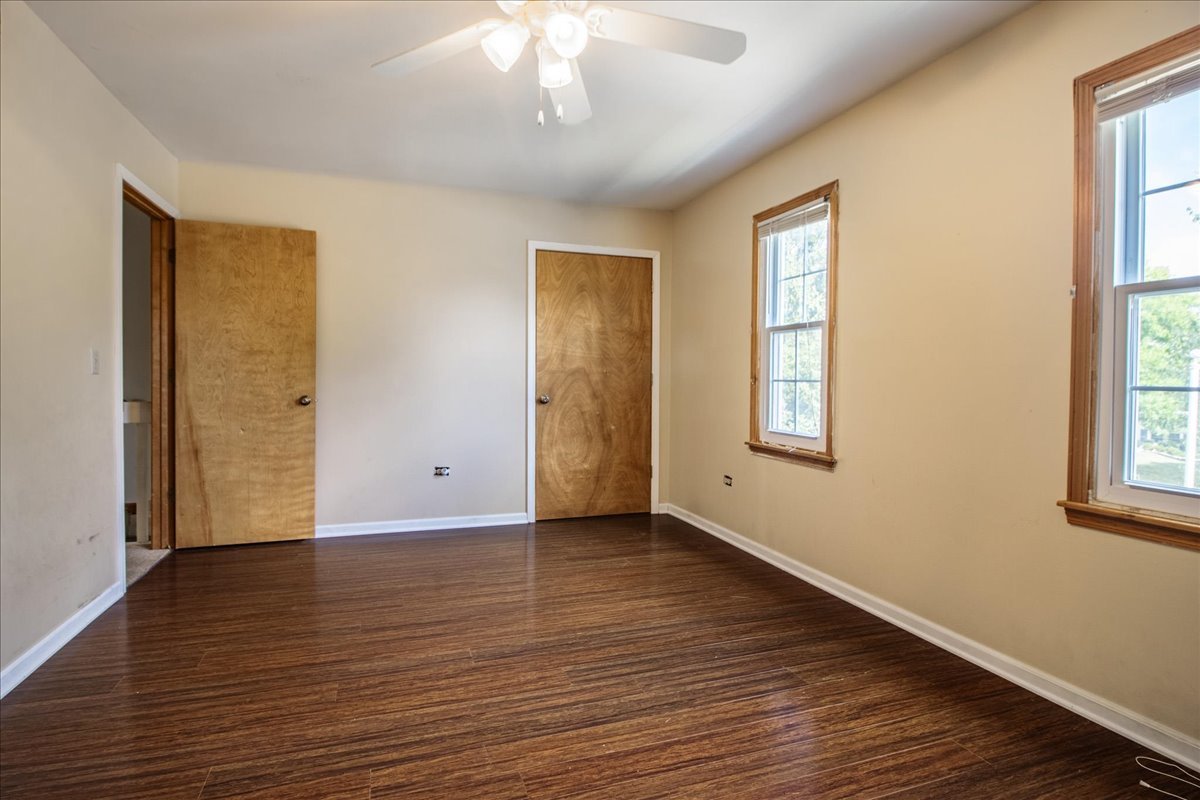 105 S Canyon Drive, Bolingbrook, IL 60490