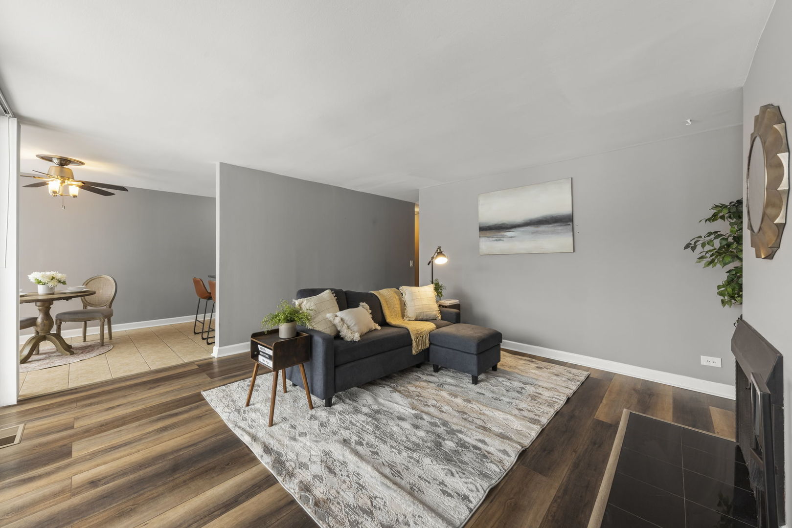 6008 LAKE Drive #1A, Lisle, IL 60532