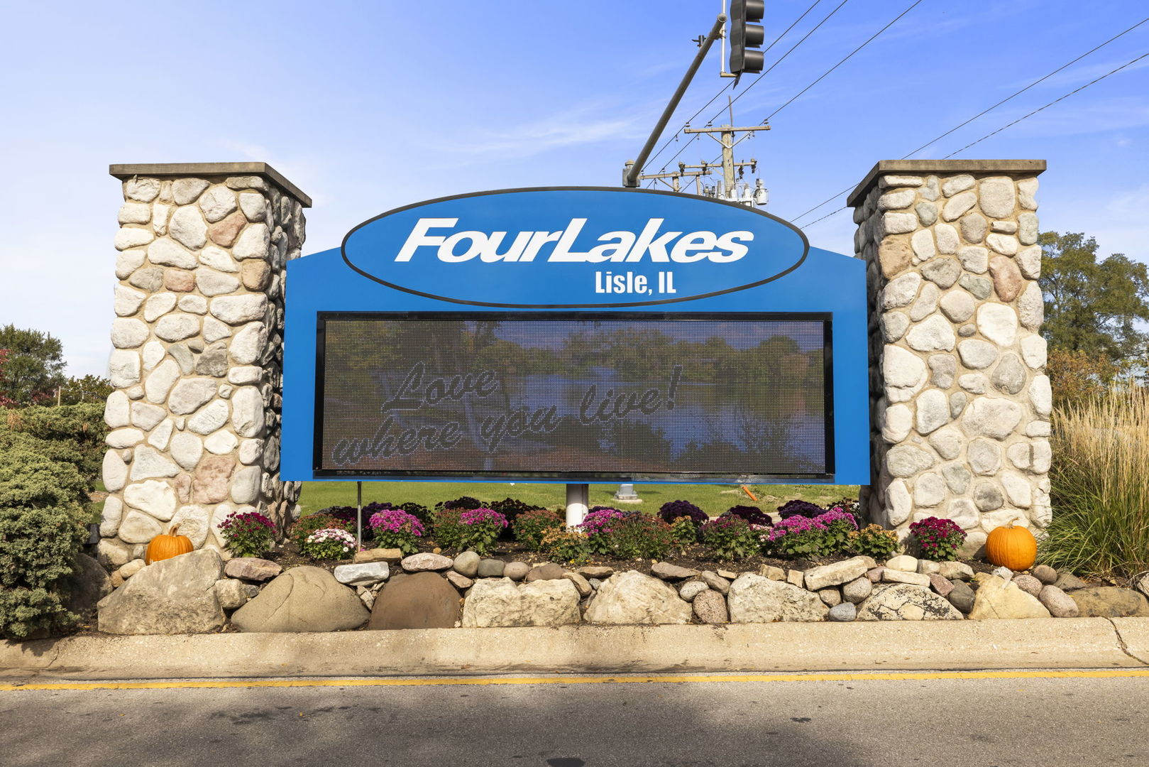 6008 LAKE Drive #1A, Lisle, IL 60532