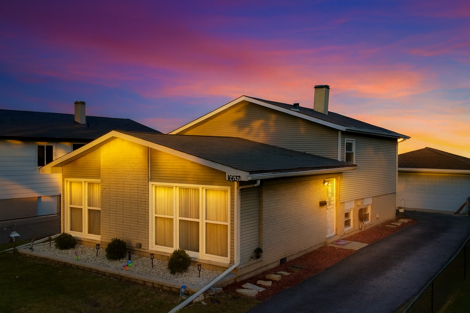 16637 Paulina Street, Markham, IL 60428