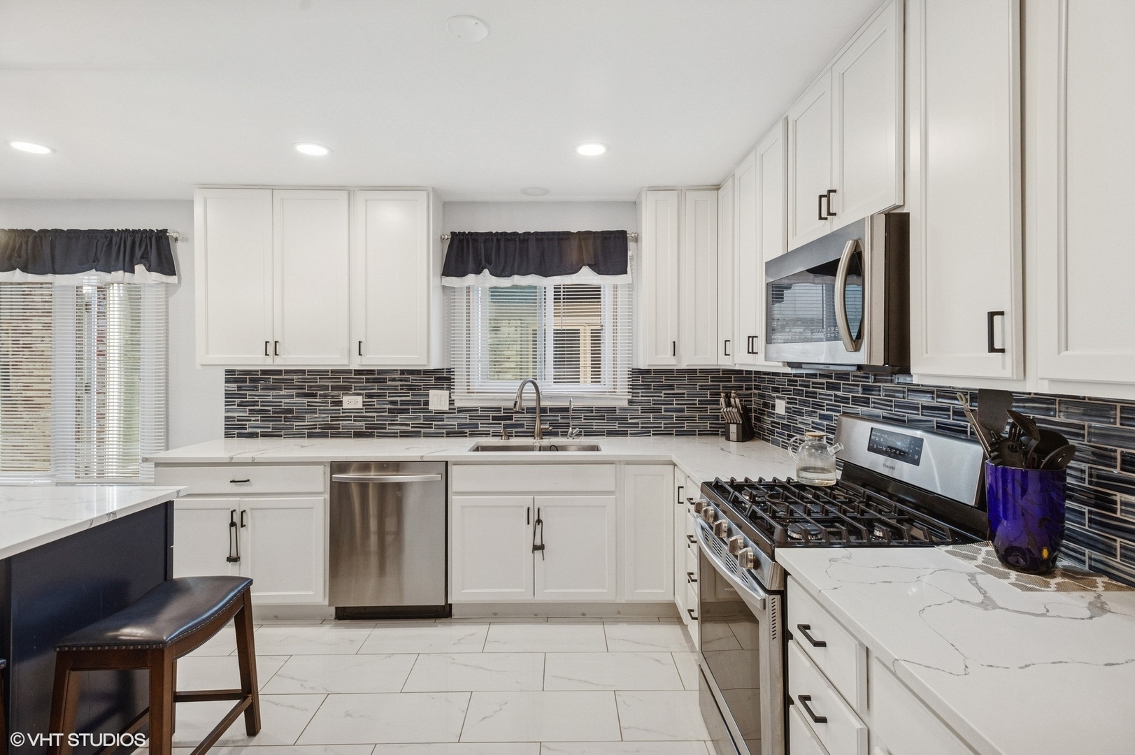 10039 LaCrosse Avenue, Skokie, IL 60077