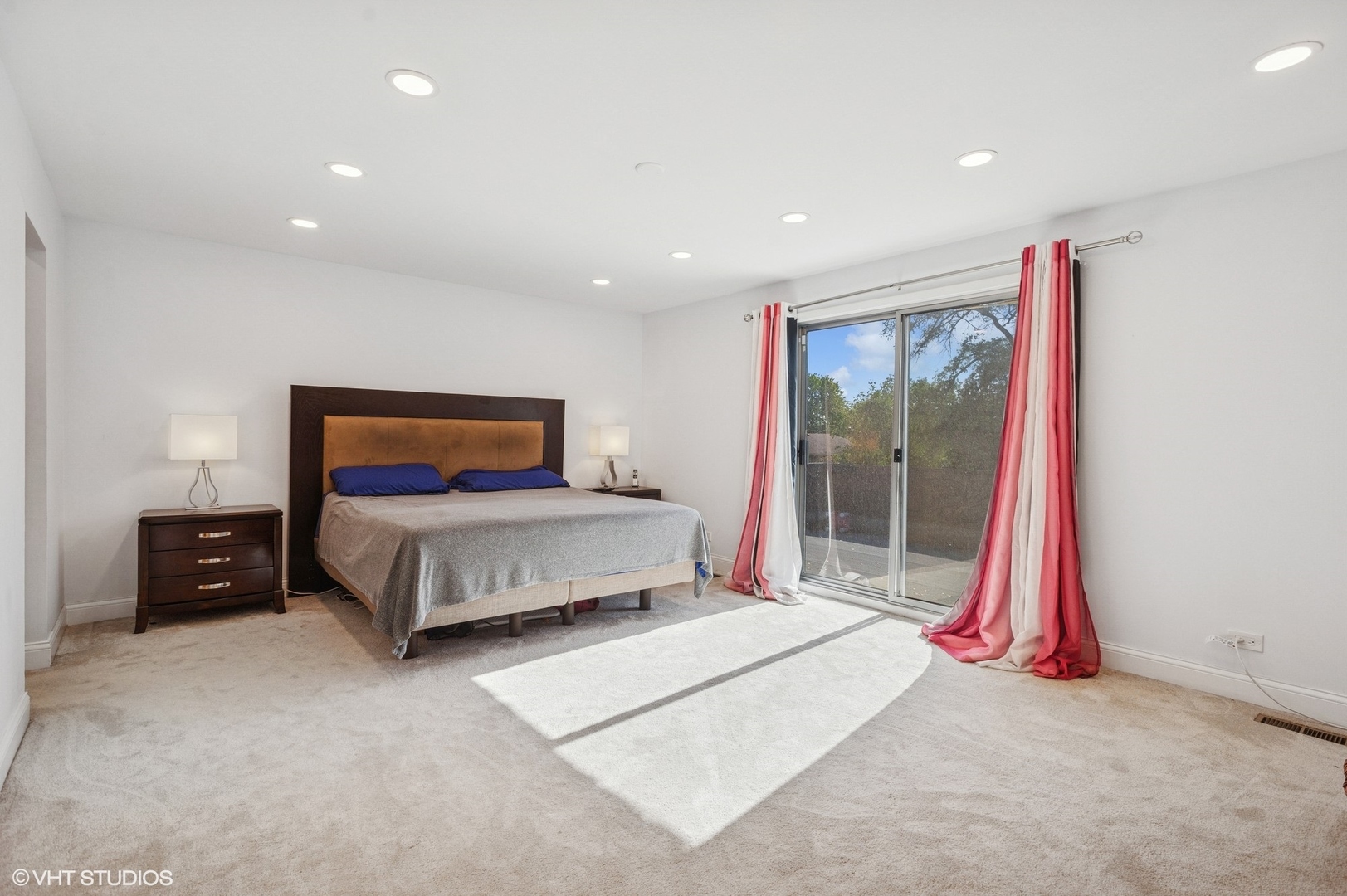 10039 LaCrosse Avenue, Skokie, IL 60077