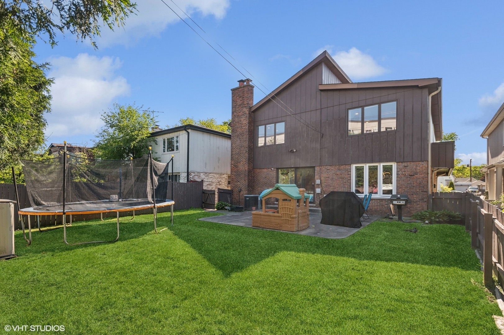 10039 LaCrosse Avenue, Skokie, IL 60077