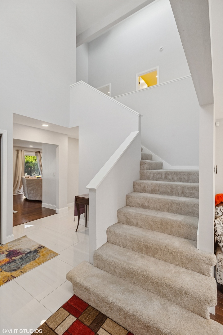 10039 LaCrosse Avenue, Skokie, IL 60077