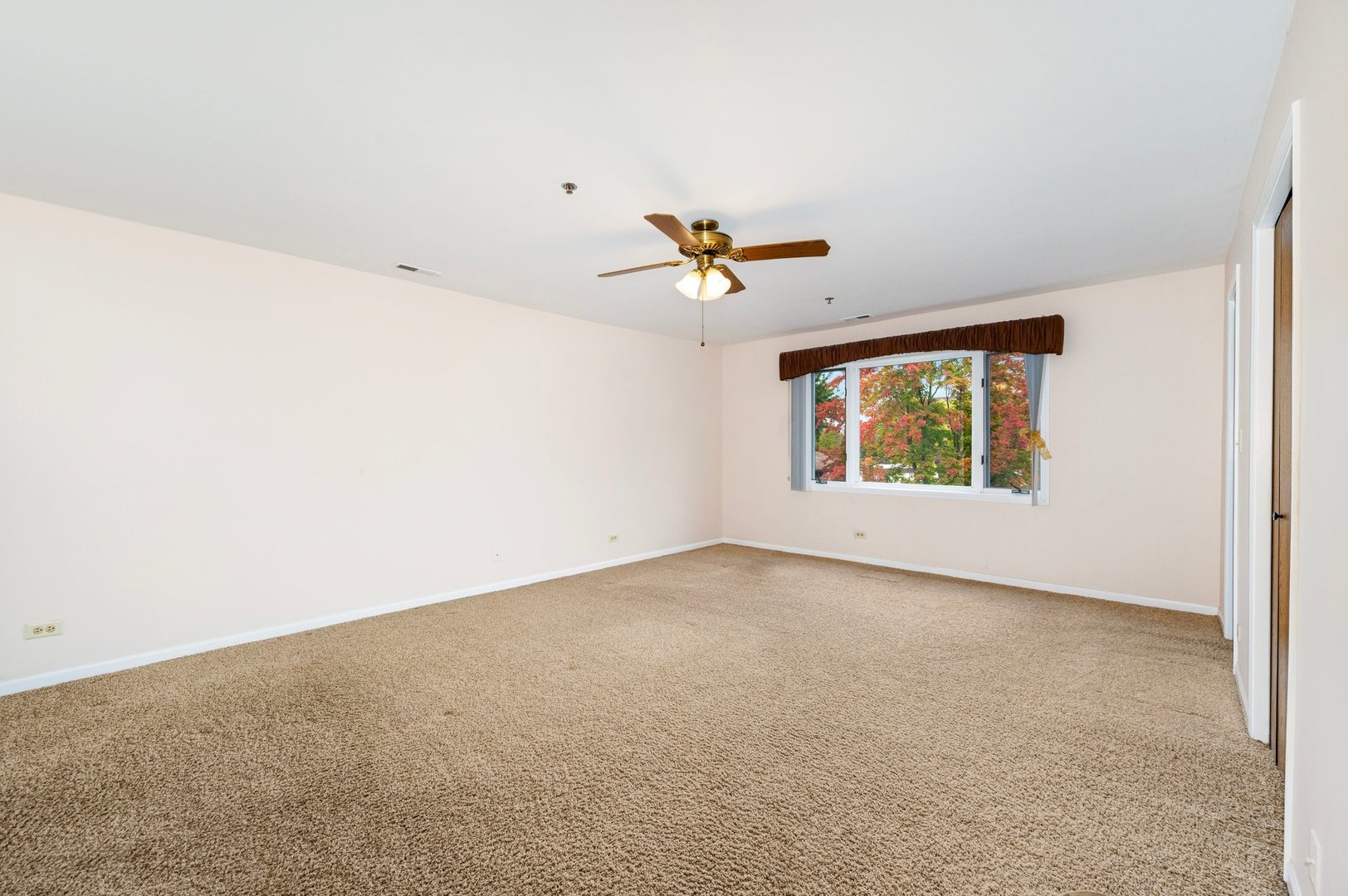 127 Acacia Circle #304, Indian Head Park, IL 60525