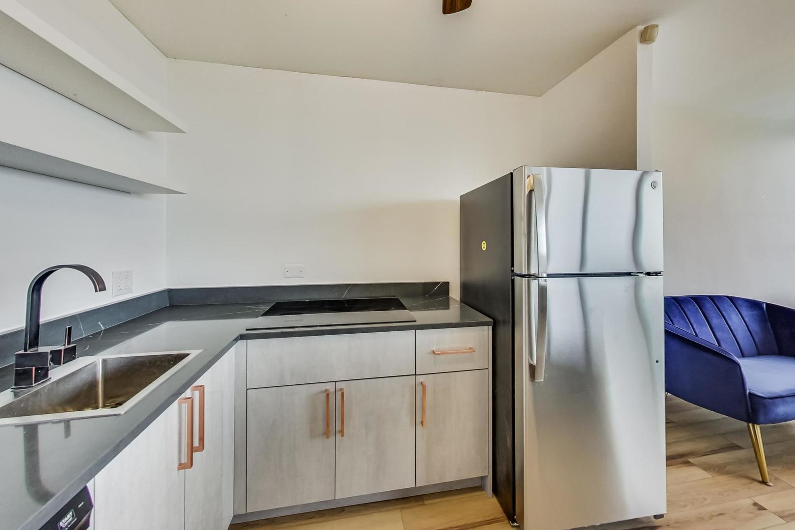 3550 N Lake Shore Drive #2728, Chicago, IL 60657