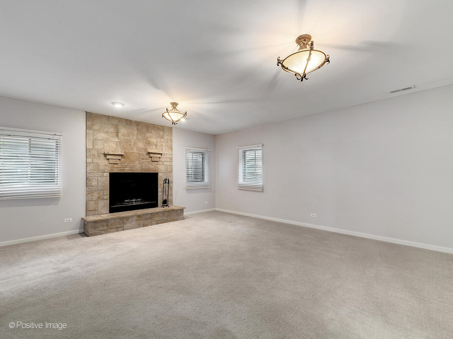 700 N Summit Street, Wheaton, IL 60187