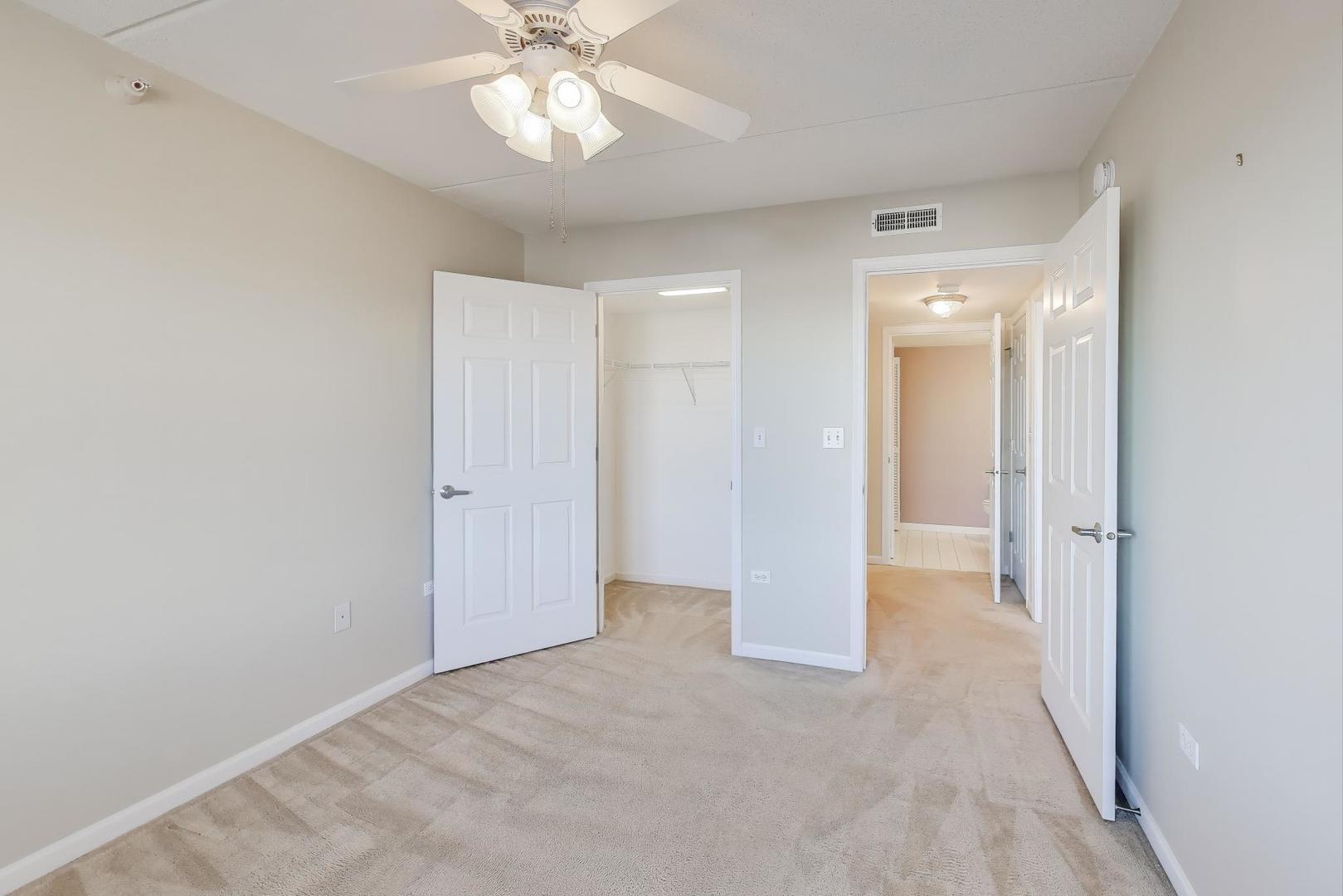 370 S WESTERN Avenue #505, Des Plaines, IL 60016