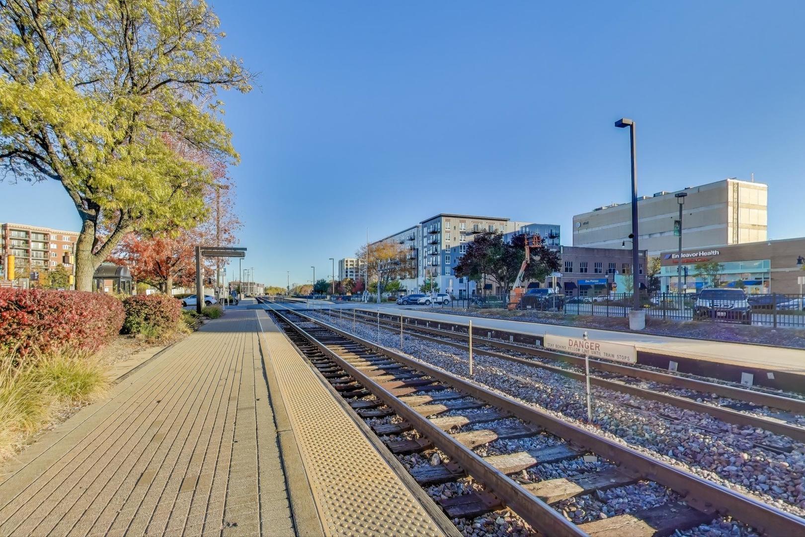 370 S WESTERN Avenue #505, Des Plaines, IL 60016