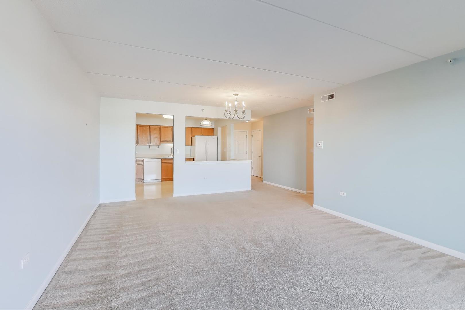 370 S WESTERN Avenue #505, Des Plaines, IL 60016