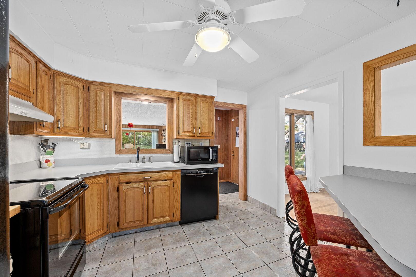 338 S Highland Avenue, Lombard, IL 60148