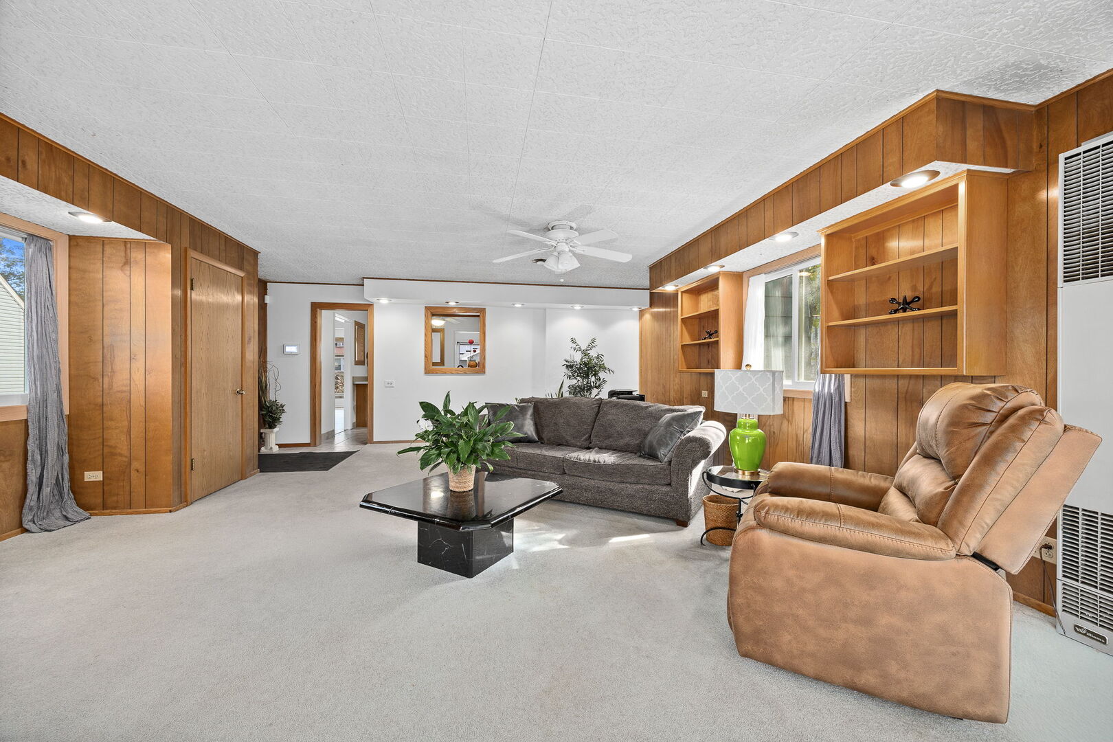 338 S Highland Avenue, Lombard, IL 60148