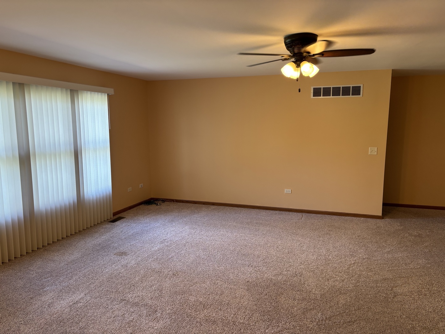 2120 Belvidere Line Drive, Elgin, IL 60123