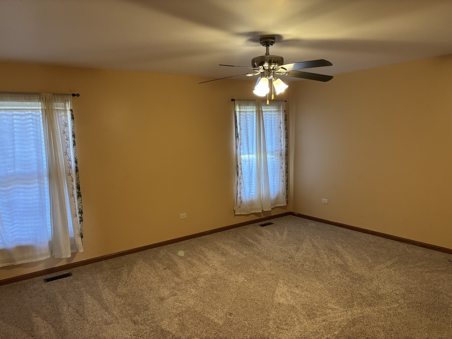 2120 Belvidere Line Drive, Elgin, IL 60123