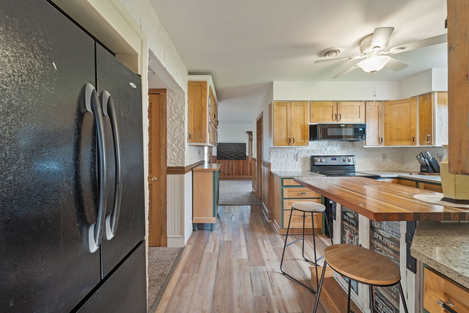 8508 Fox River Road, Waterford, WI 53185